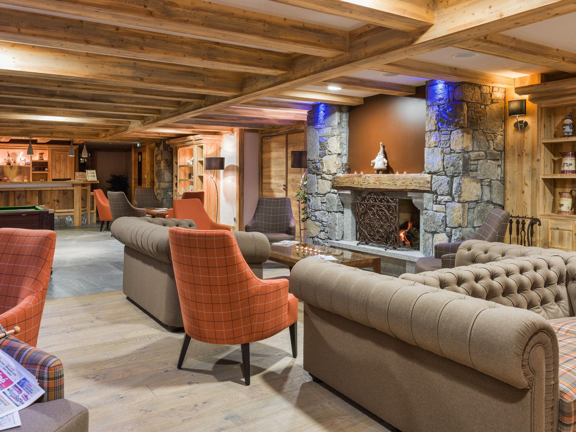 Cgh Residence Boutique Les Chalets De Layssia Samoëns Exteriör bild